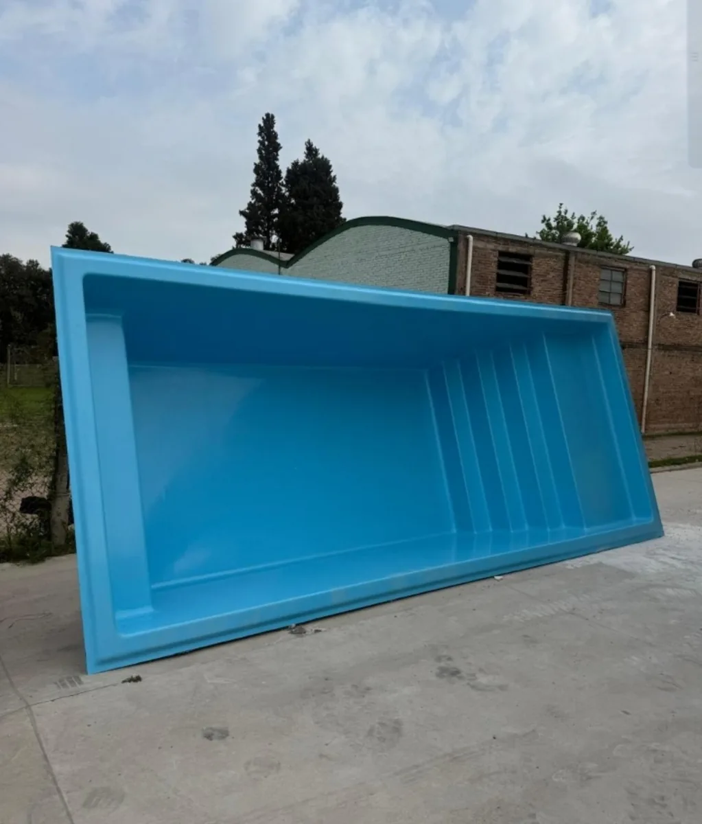Piscina de fibra